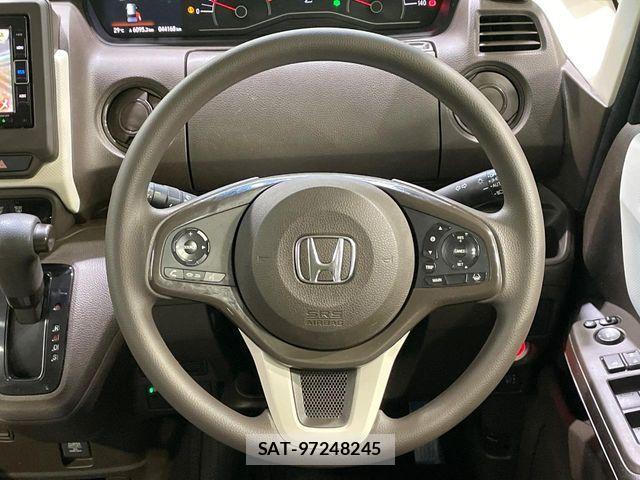 Honda N BOX 2021-11 8781224-11