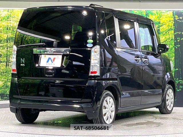 Honda N BOX 2016-04 8781242-16