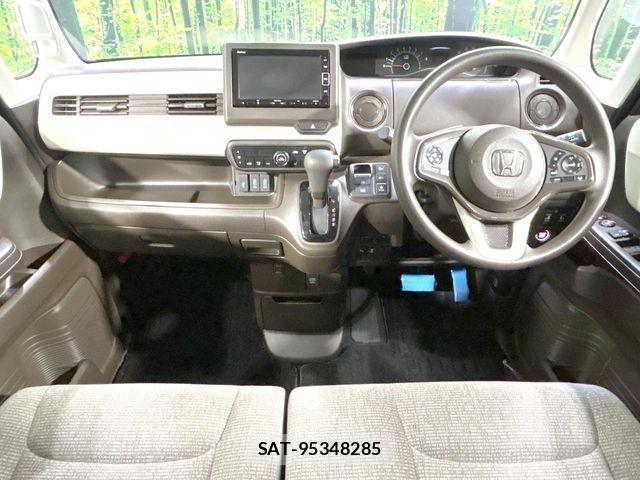 Honda N BOX 2022-08 8781212-1