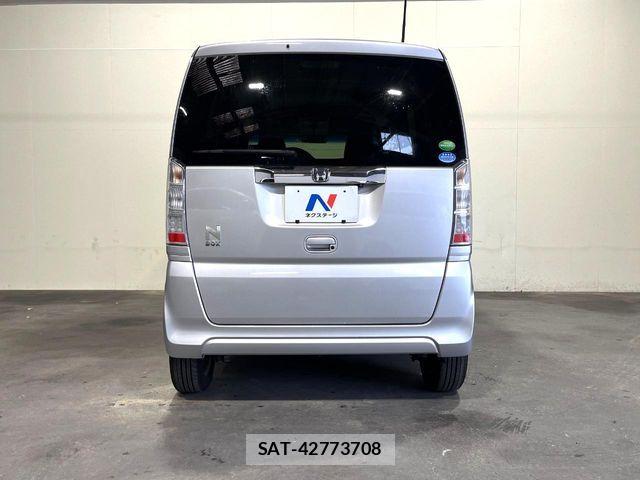 Honda N BOX 2016-08 8781244-15