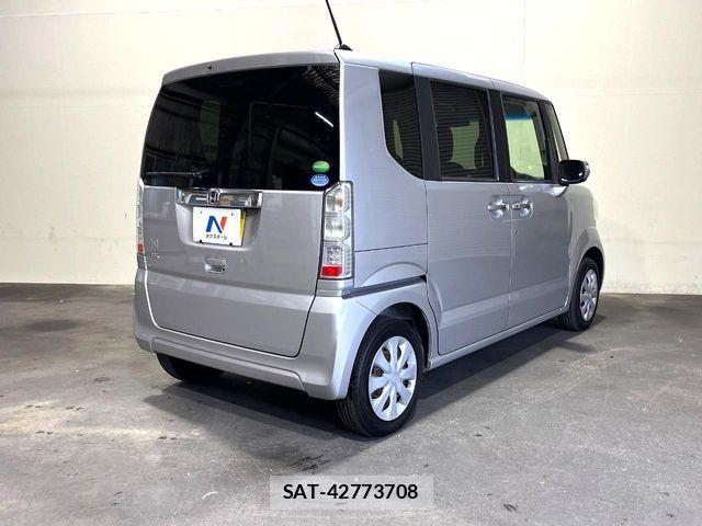 Honda N BOX 2016-08 8781244-17