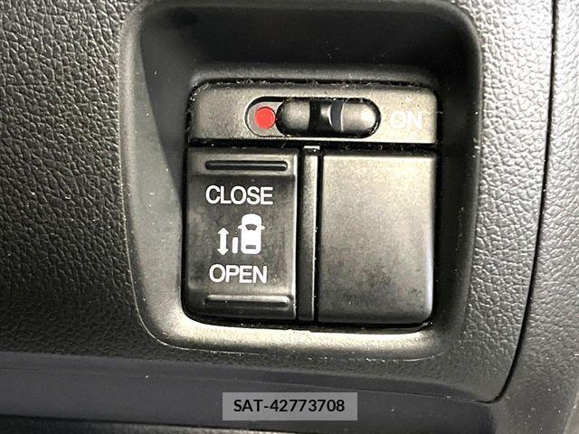 Honda N BOX 2016-08 8781244-4
