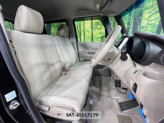Honda N BOX 2015-11 8781246-7