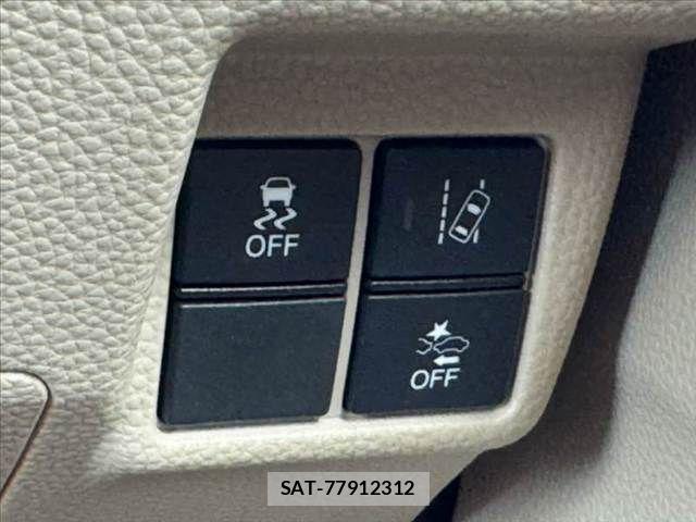 Honda N BOX 2019-07 8781236-5