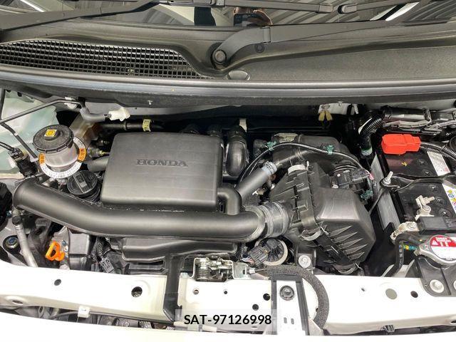 Honda N BOX 2025-06 8781198-17