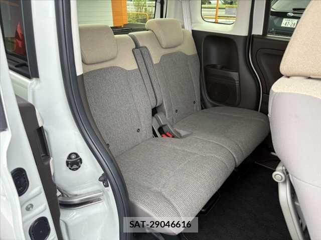 Honda N BOX 2021-09 8781220-17