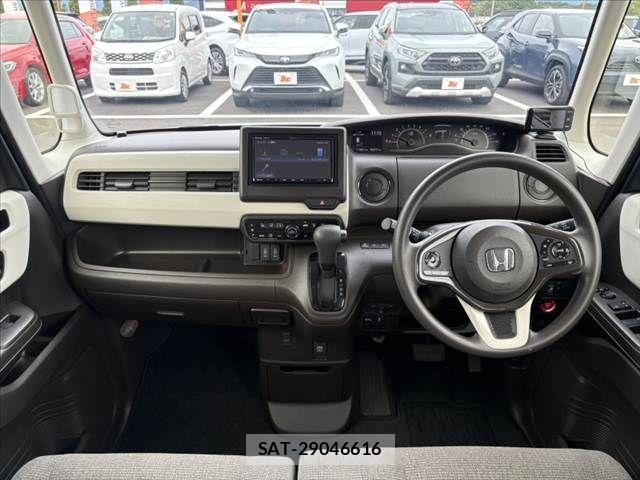 Honda N BOX 2021-09 8781220-1