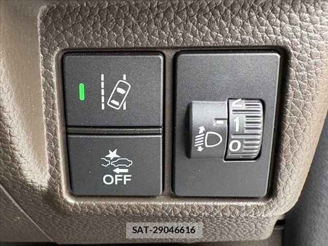 Honda N BOX 2021-09 8781220-26