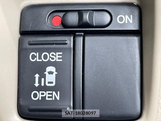 Honda N BOX 2015-11 8781256-4
