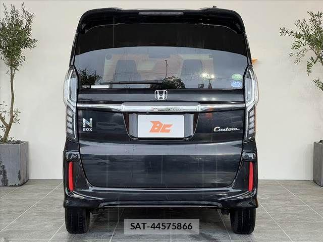 Honda N BOX 2017-10 8796830-13
