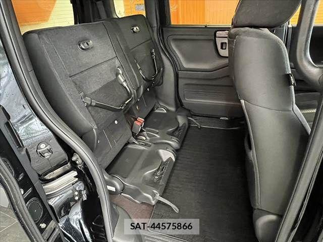 Honda N BOX 2017-10 8796830-19