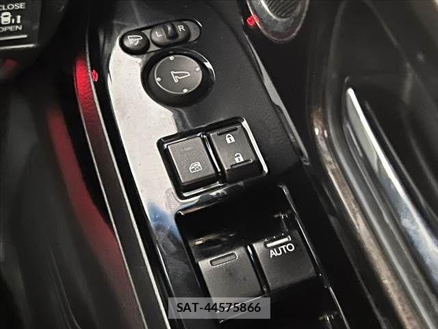 Honda N BOX 2017-10 8796830-29