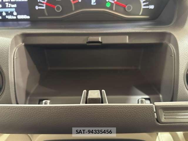 Honda N BOX 2019-07 8796820-27