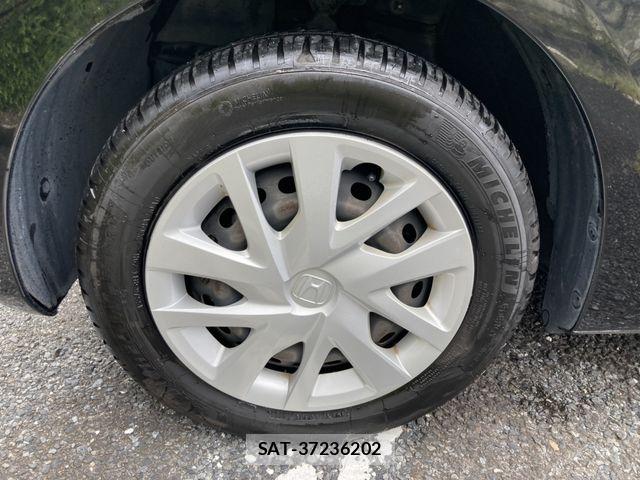 Honda N BOX 2019-08 8796828-9