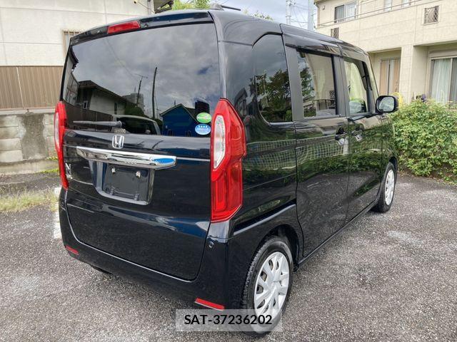 Honda N BOX 2019-08 8796828-1