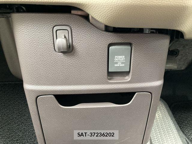 Honda N BOX 2019-08 8796828-23