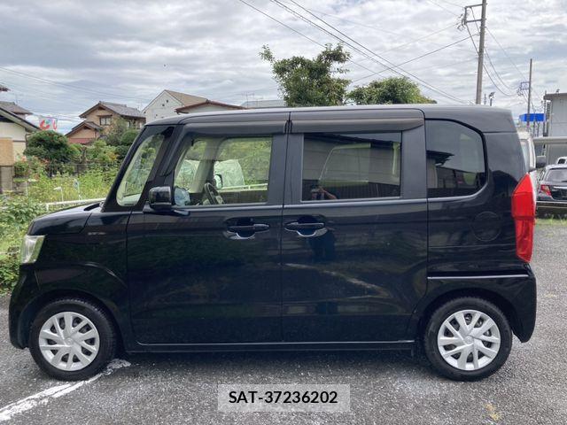 Honda N BOX 2019-08 8796828-7