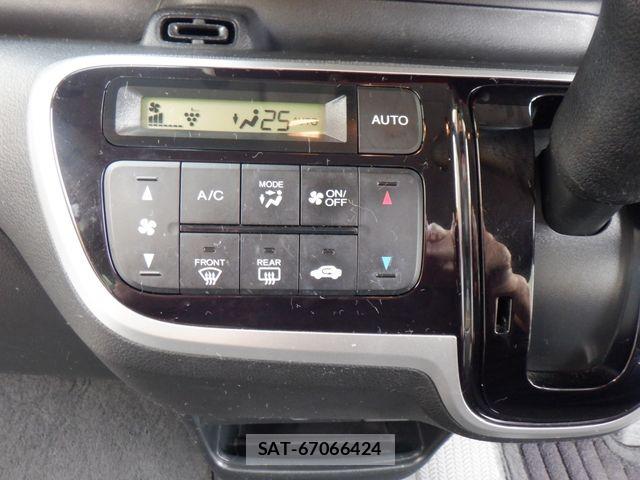 Honda N BOX 2016-05 8796825-15