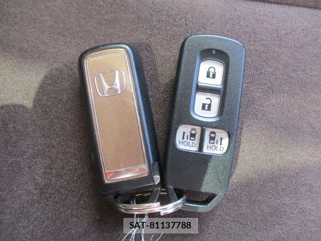 Honda N BOX 2019-08 8796799-29