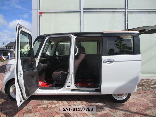 Honda N BOX 2019-08 8796799-5