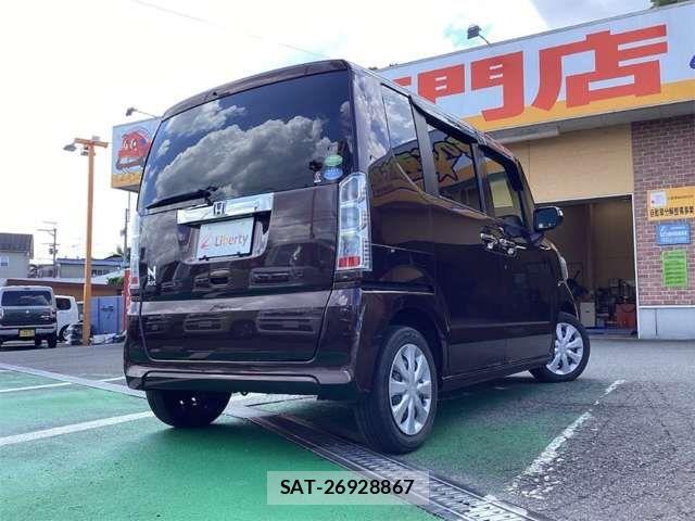 Honda N BOX 2017-06 8796831-16