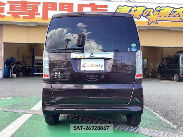 Honda N BOX 2017-06 8796831-18