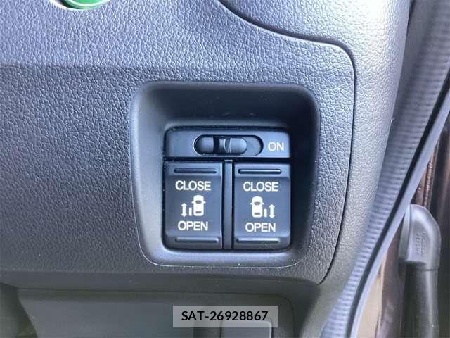 Honda N BOX 2017-06 8796831-8