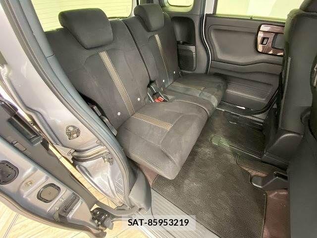 Honda N BOX 2018-12 8796815-11