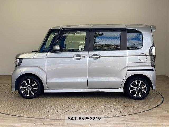 Honda N BOX 2018-12 8796815-16