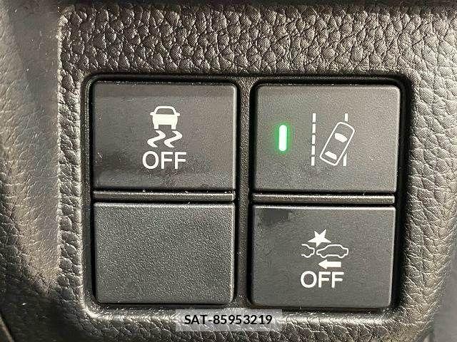 Honda N BOX 2018-12 8796815-4