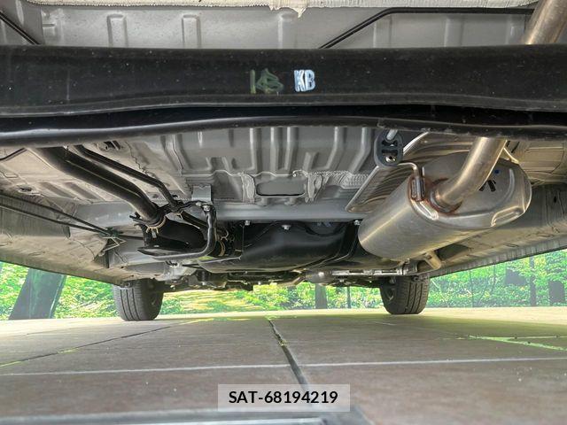 Honda N BOX 2025-11 8796792-18