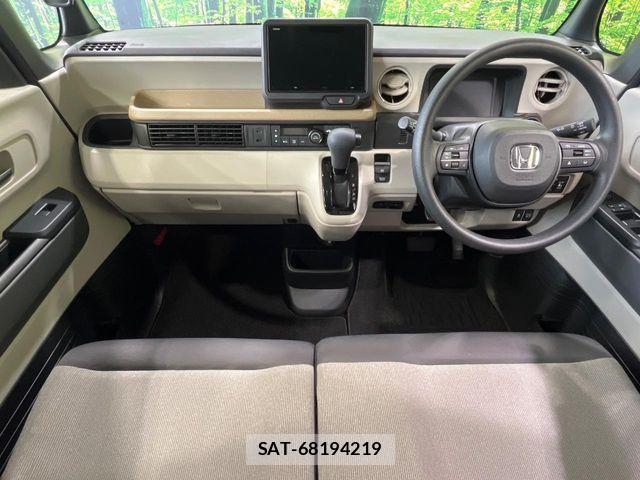 Honda N BOX 2025-11 8796792-1