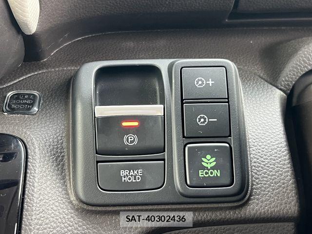 Honda N BOX 2022-06 8796823-11