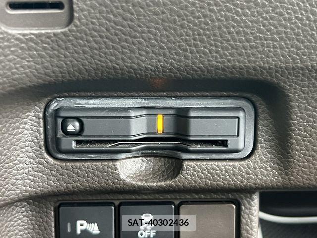 Honda N BOX 2022-06 8796823-12