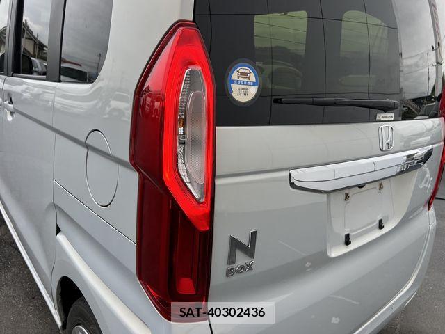 Honda N BOX 2022-06 8796823-24