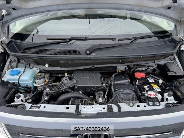 Honda N BOX 2022-06 8796823-25