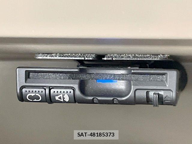 Honda N BOX 2015-09 8796827-6