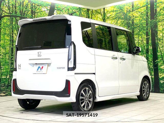 Honda N BOX 2024-12 8796794-16