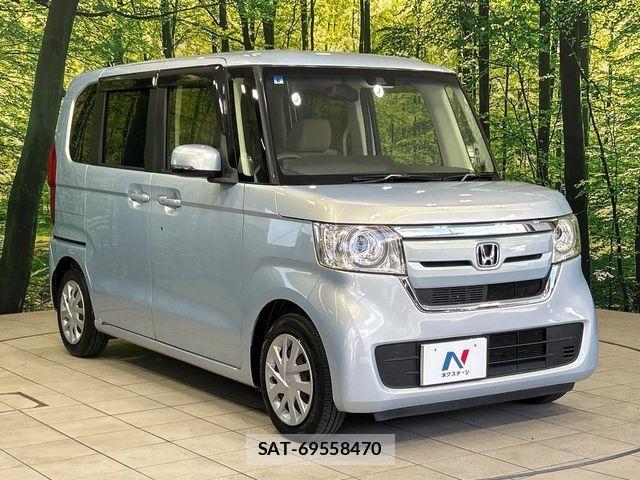 Honda N BOX 2017-08 8796824-16