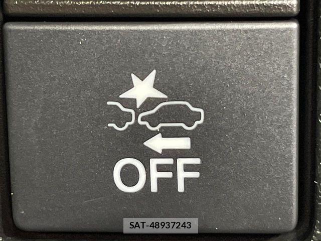 Honda N BOX 2019-11 8796796-4