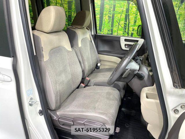 Honda N BOX 2019-03 8796817-9