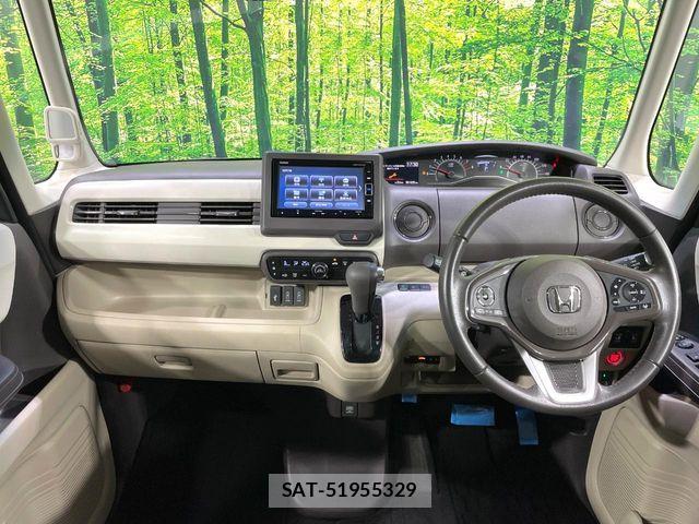 Honda N BOX 2019-03 8796817-1