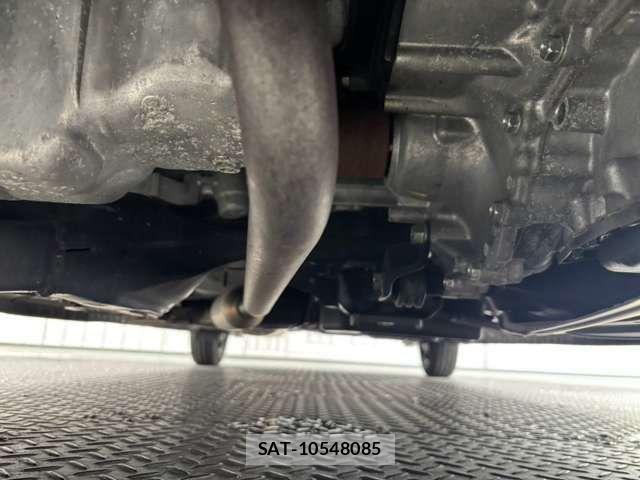 Honda N BOX 2022-06 8796806-16