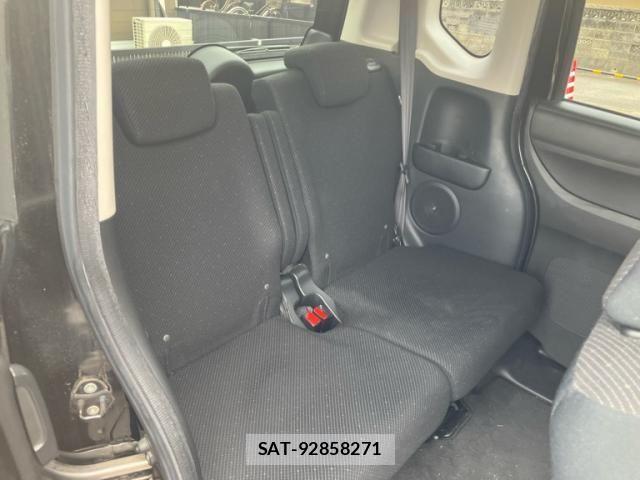 Honda N BOX 2014-03 8796841-11