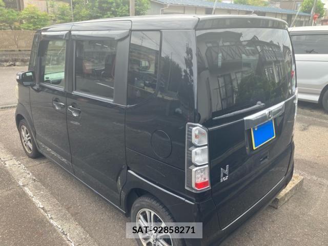 Honda N BOX 2014-03 8796841-6