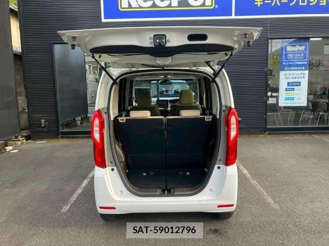 Honda N BOX 2023-01 8796807-14