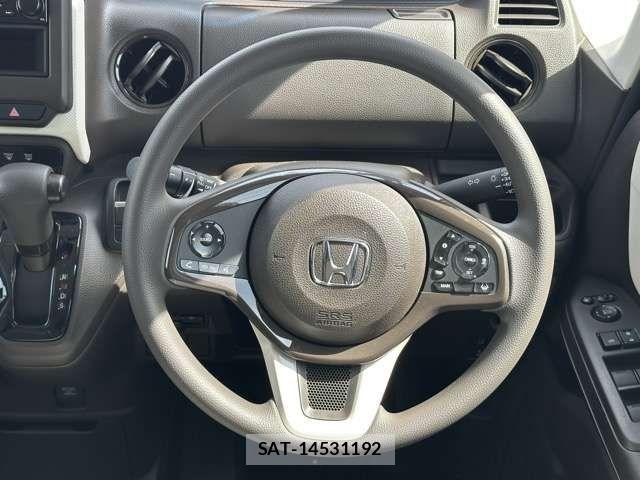 Honda N BOX 2023-07 8796802-9