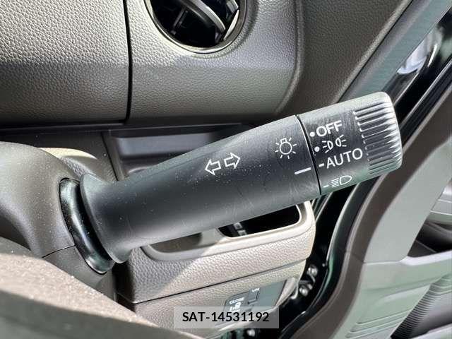 Honda N BOX 2023-07 8796802-18