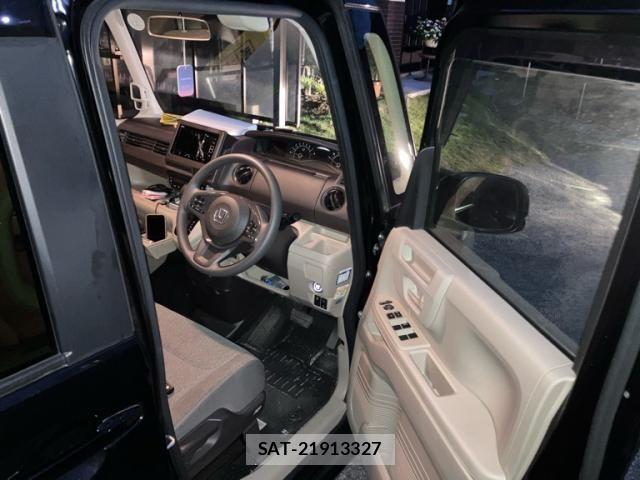 Honda N BOX 2020-06 8796833-10