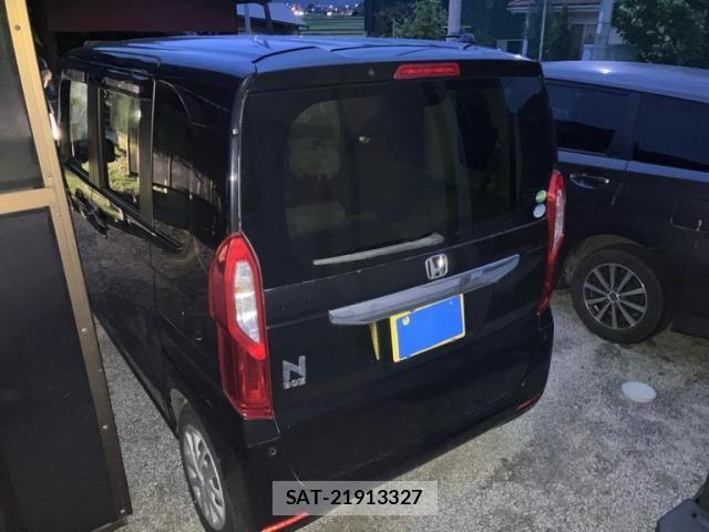 Honda N BOX 2020-06 8796833-4